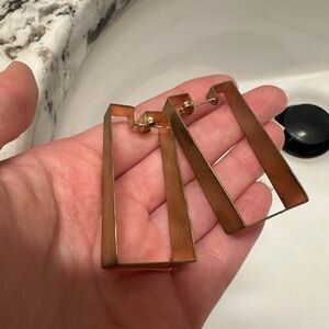 Gold Geometric boxy Earrings